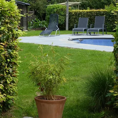 Wood-and-work Pensionat